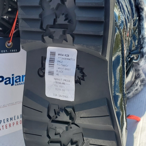 Snow Boots - Picture 4 of 5